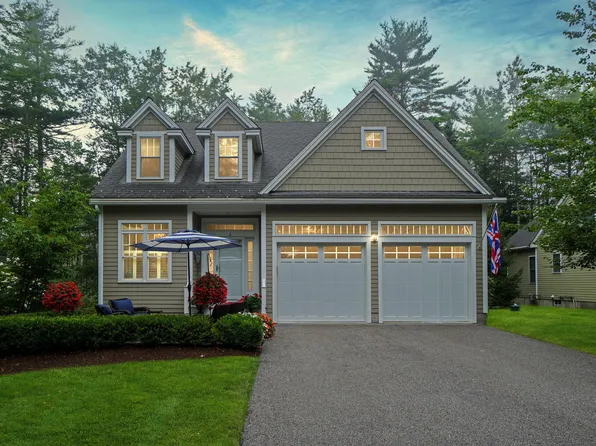 6 Hemlock Lane #26, Kennebunk, ME 04043