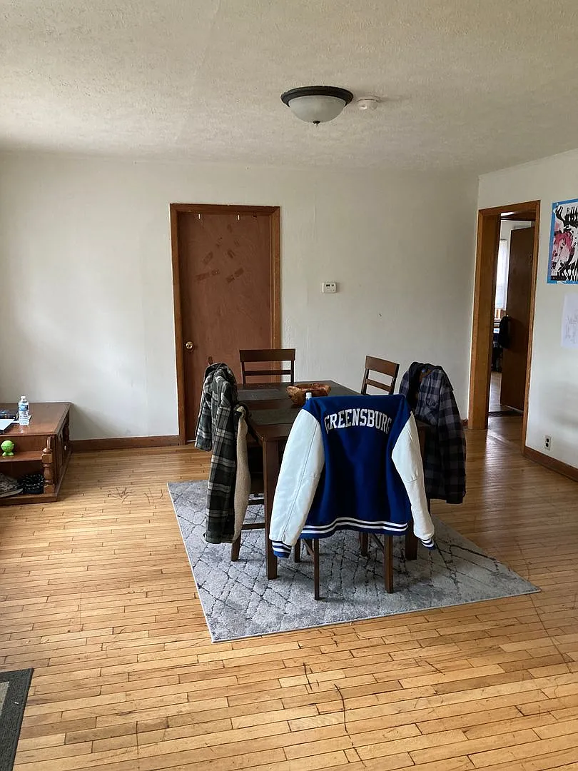 Spacious 5 bedroom, 2 bath house! Available August 2027! — Photo 1