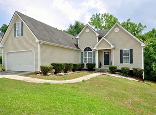 4548 James Wade Dr, Snellville, GA 30039