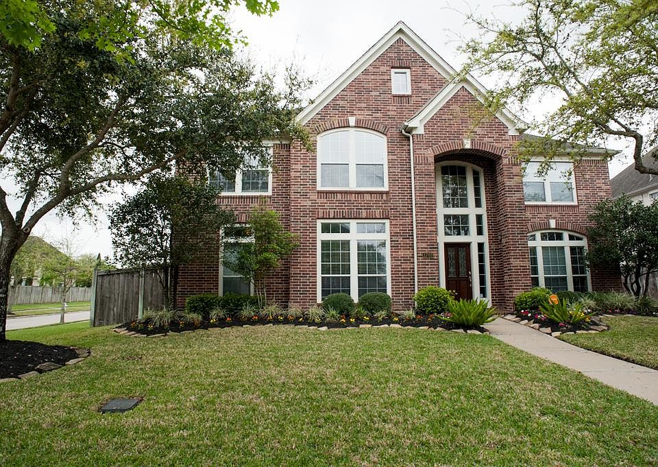 1st image of 1703 Thunder Lake Ln