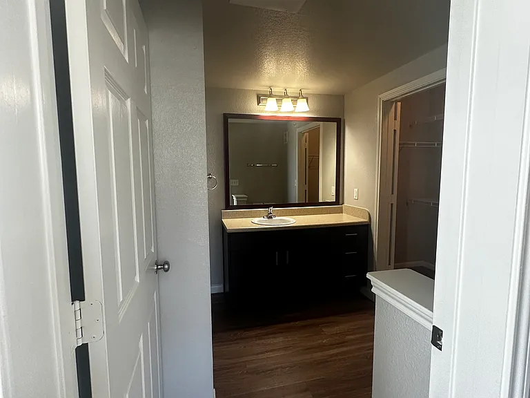 Medical Pkwy — Photo 16