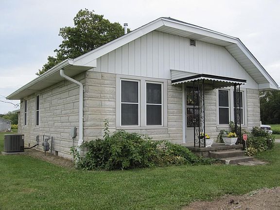 5th image of 1323 N 300 W