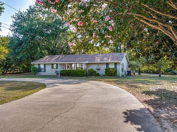 3rd image of 113 Dune Ln