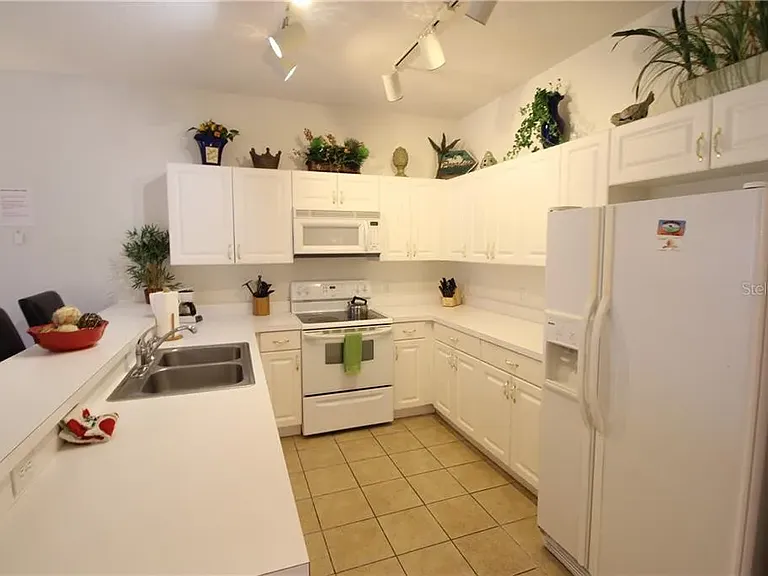 3115 Sun Lake Ct #A — Photo 6