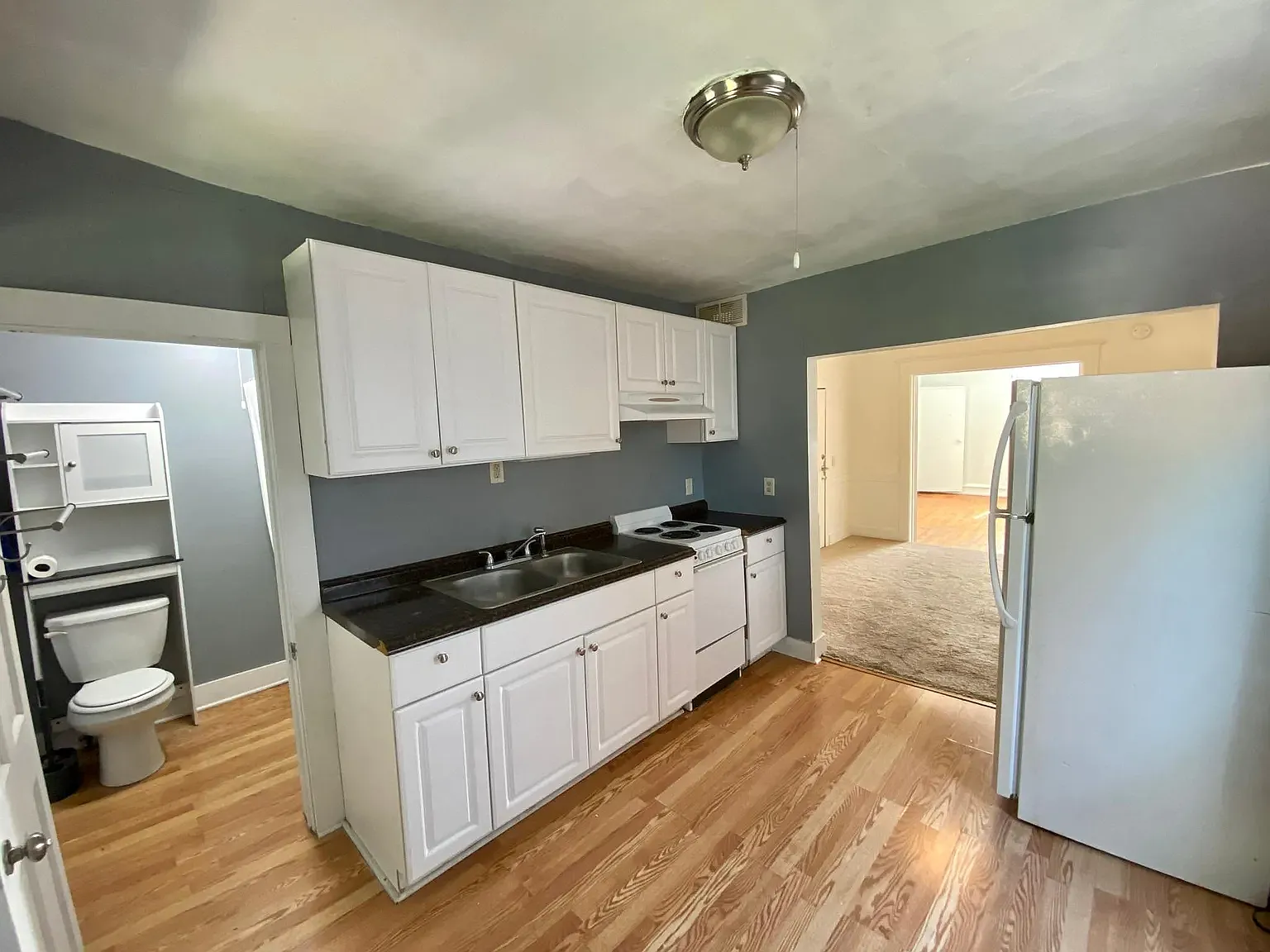 1 bed, 600 sqft, $1,100 — Photo 2