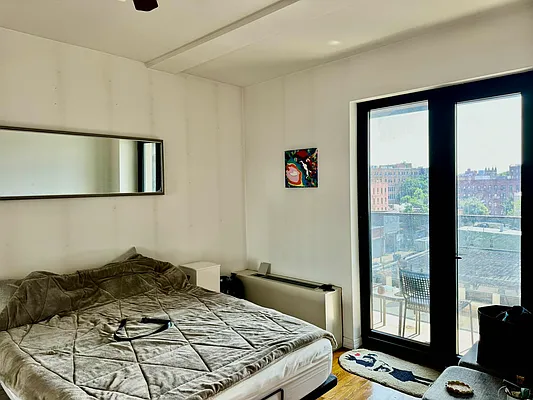 Rented by Highline Residential | media 22