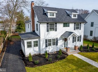 323 Hickory Ln, Haddonfield, NJ 08033