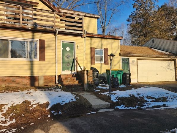 39 Elmwood St Floor 1