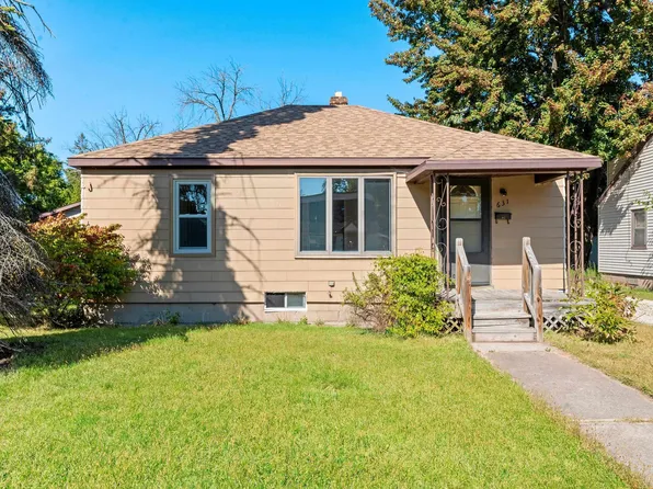 631 McKinley St, Neenah, WI 54956