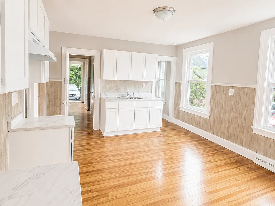 508 Dixwell Ave #1