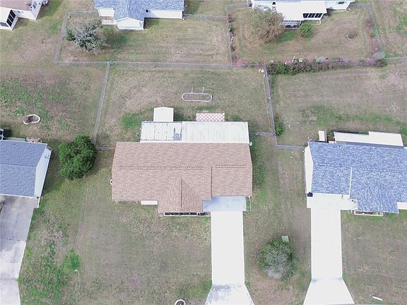 3rd image of 10744 SW 62nd Ter