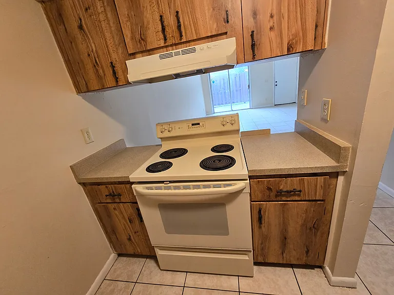 5111 SE 29th St #C — Photo 2