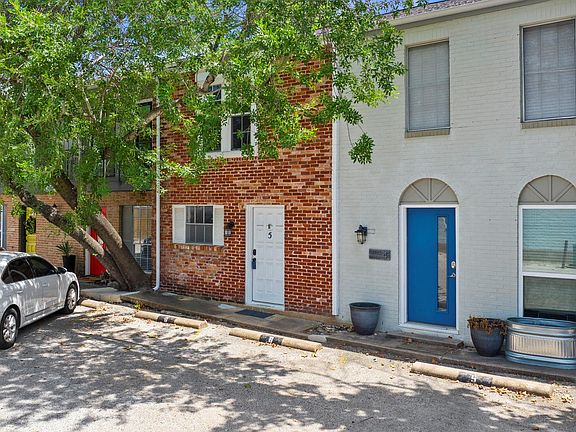 2nd image of 2300 Hancock Dr #5