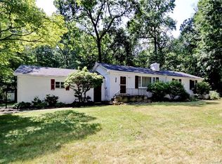358 Racebrook Rd, Orange, CT 06477