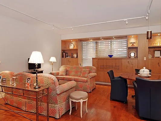 Sold by Sotheby's International Realty | media 14