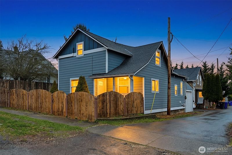 2nd image of 1809 21st Street
