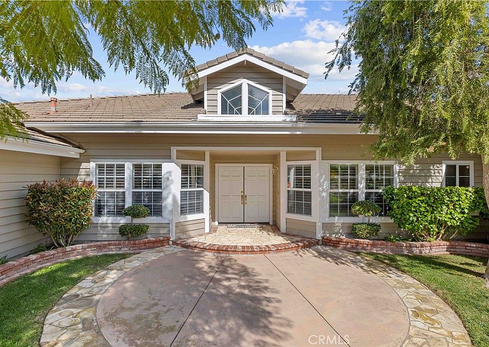 1st image of 1601 Lancaster Cir