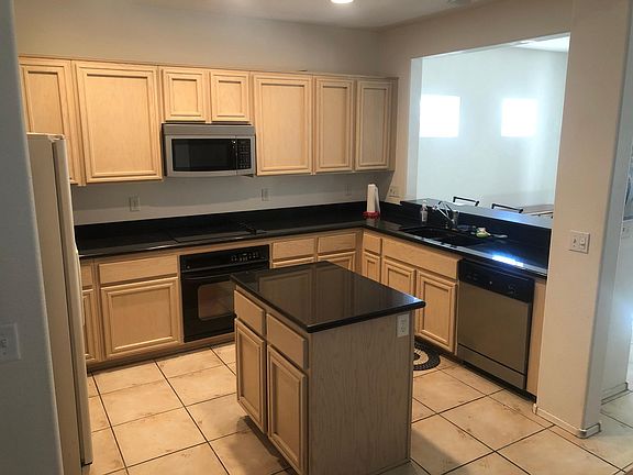 4th image of 2857 Hartwick Pines Dr