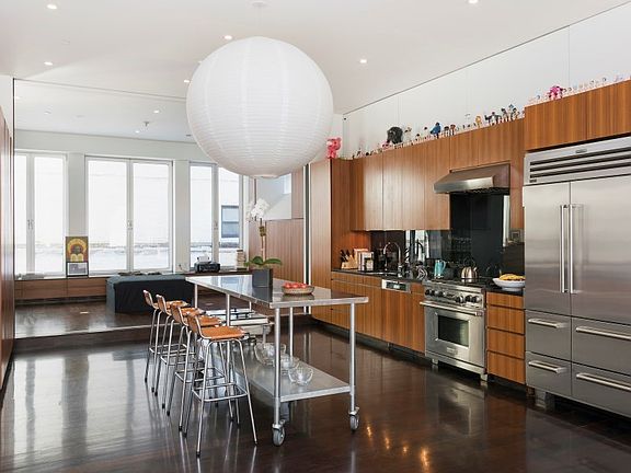 2nd image of 345-347 Grand St APT 2