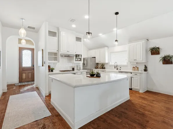 14720 Seventeen Lakes Blvd, Roanoke, TX 76262