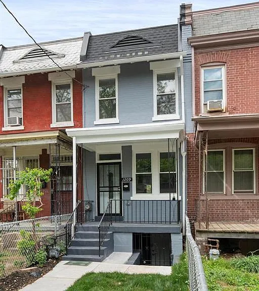 1209 Shepherd St NW — Photo 1