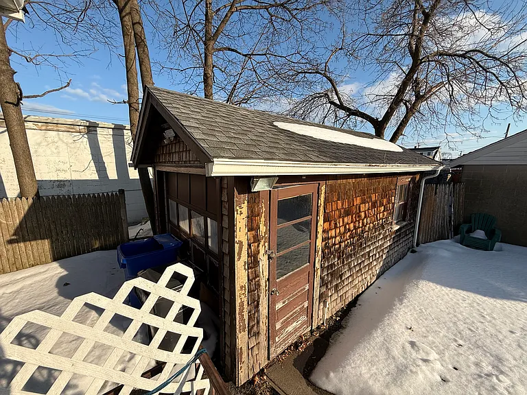 97 Wendell St — Photo 10
