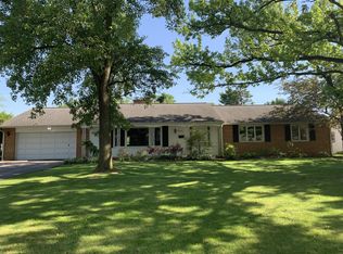 2033 Chardon Rd, Columbus, OH 43220