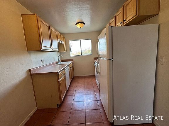 4th image of 455 W Kelso St APT 220