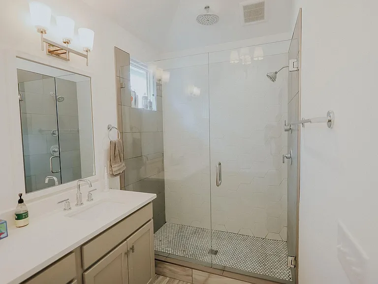 1107A Boscobel St — Photo 16