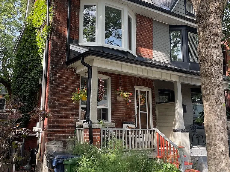 76 Bellwoods Ave — Photo 2
