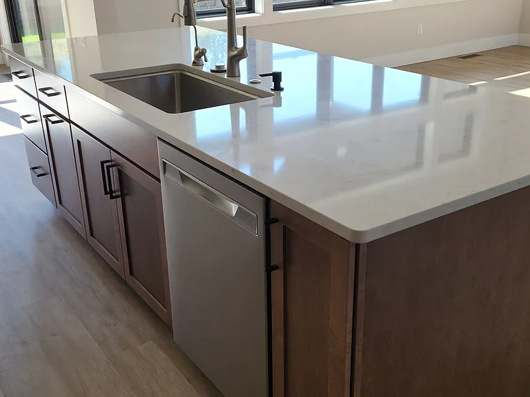 Kitchen Island, Dishwasher