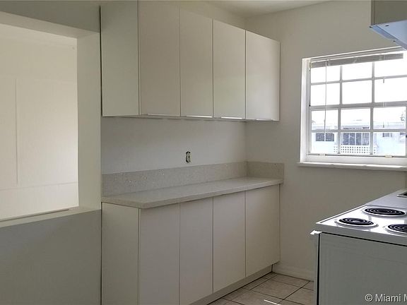 4th image of 2210 NW North River Dr #3