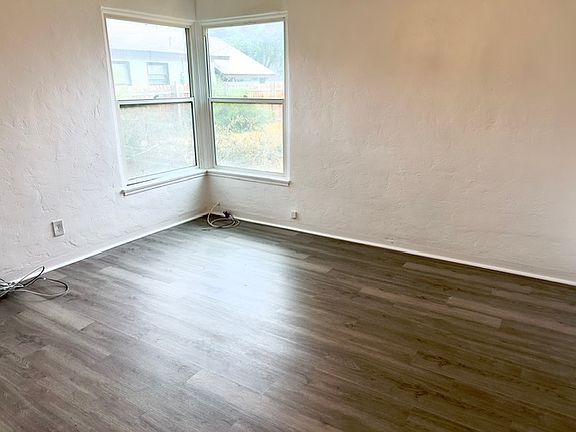 5th image of 205 W Lancaster Blvd #205