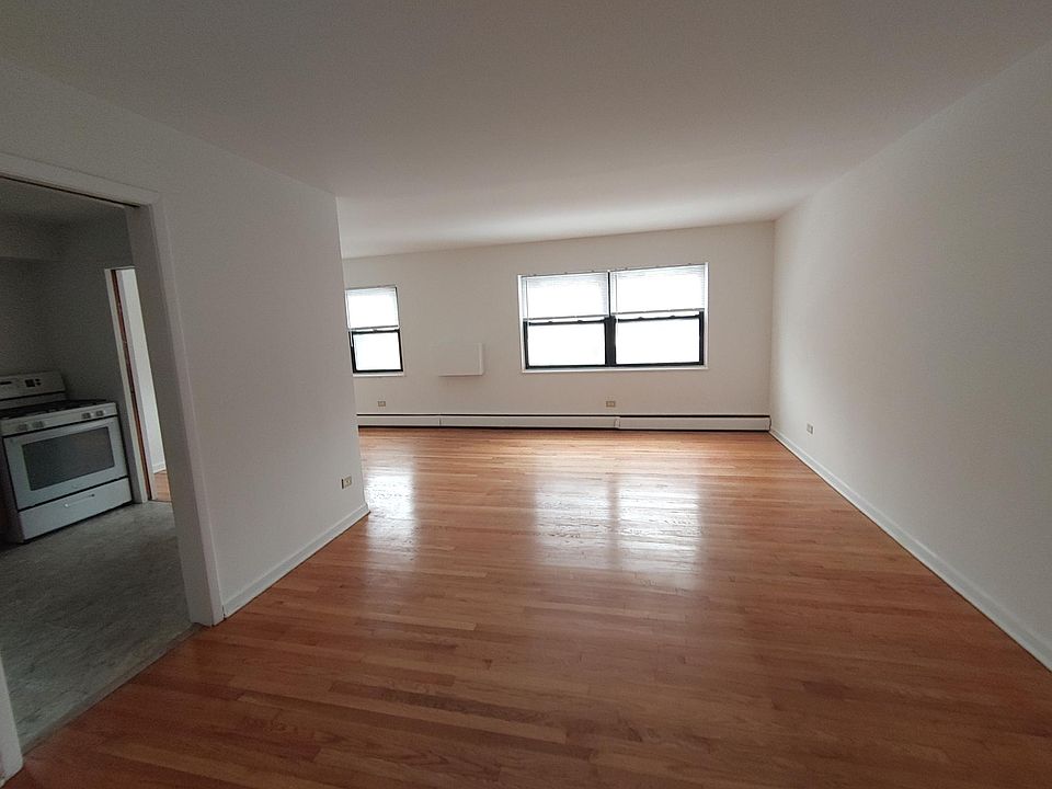 1st image of 2211 W Touhy Ave #2