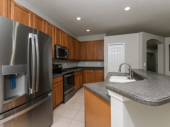 5th image of 1528 Emerald Hill Way