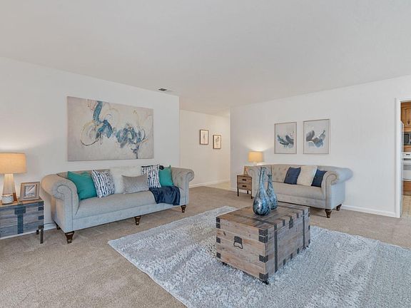 4th image of 3463 Flora Vista Ave