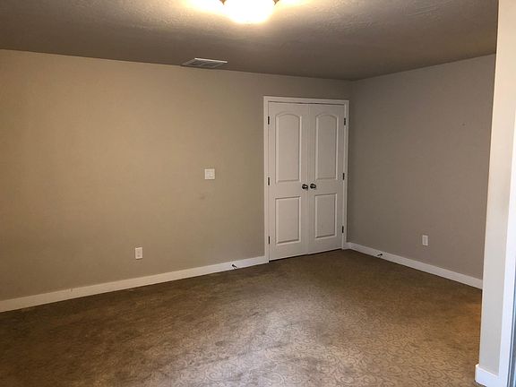 3rd image of 10253 S Split Rock Dr