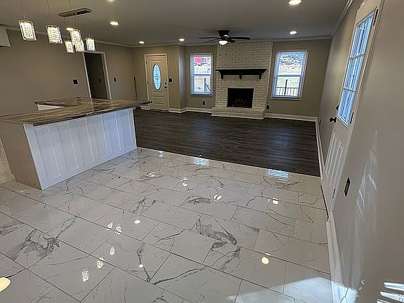5th image of 4633 Stonehill Ln