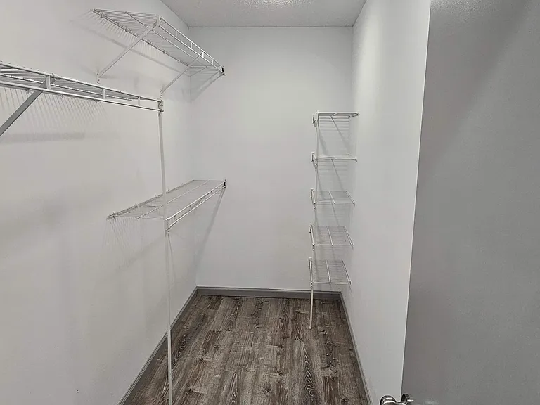 17641 W 111th Pl — Photo 28