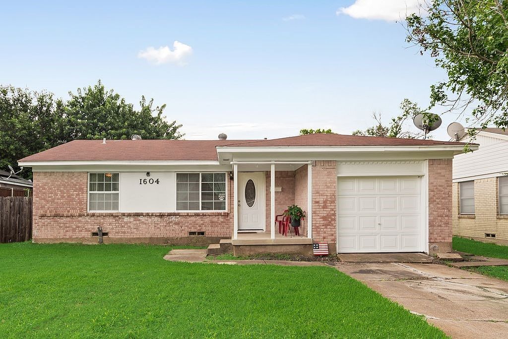 Primary listing photo