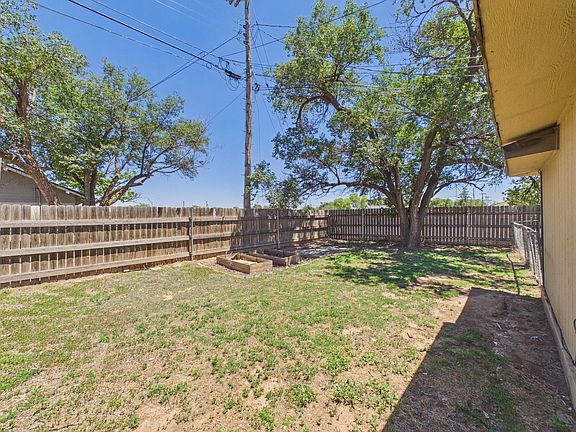 3rd image of 313 SW 35th Ave #A