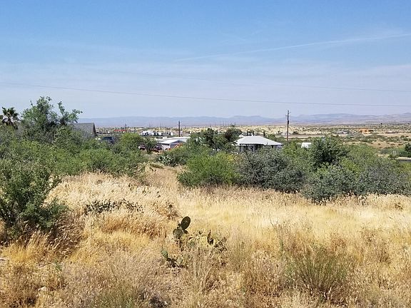 2nd image of 19694 E Arroyo Ln