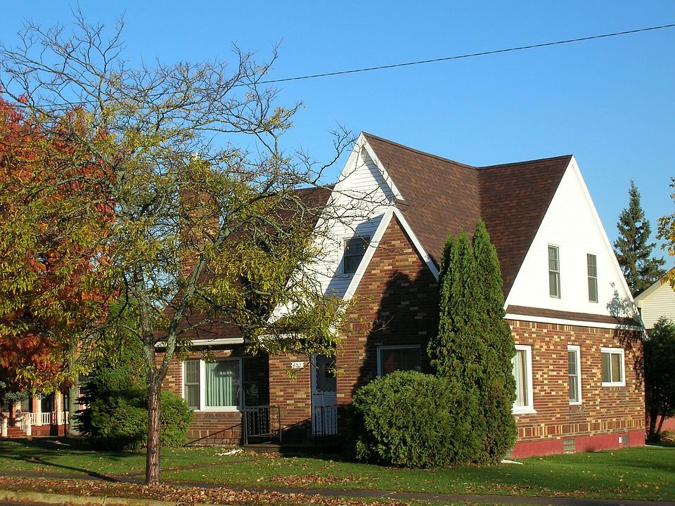 Brick home adjoining University