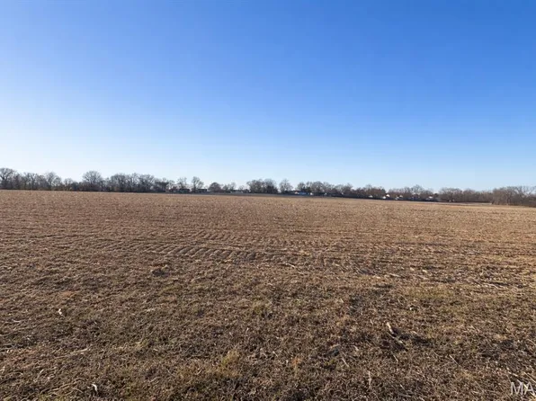 2277 Staunton Rd, Troy, IL 62294