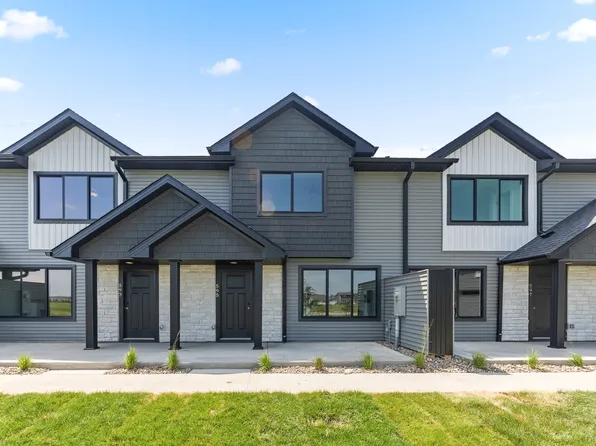 595 Hart Ln, Ankeny, IA 50021