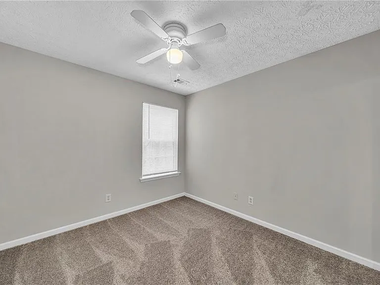 225 Osmanthus Way — Photo 15