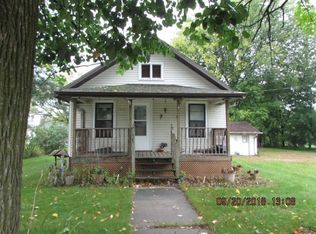 919 Depot St, Manawa, WI 54949
