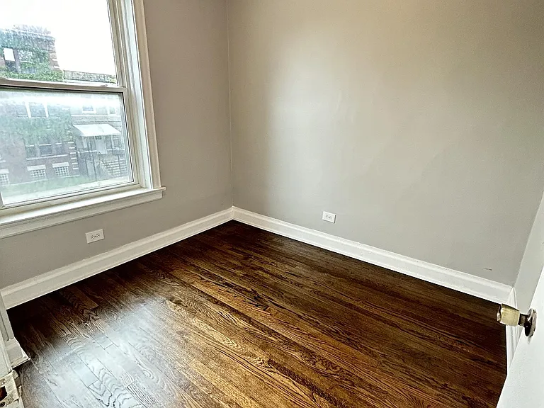 6100 S Green St — Photo 24