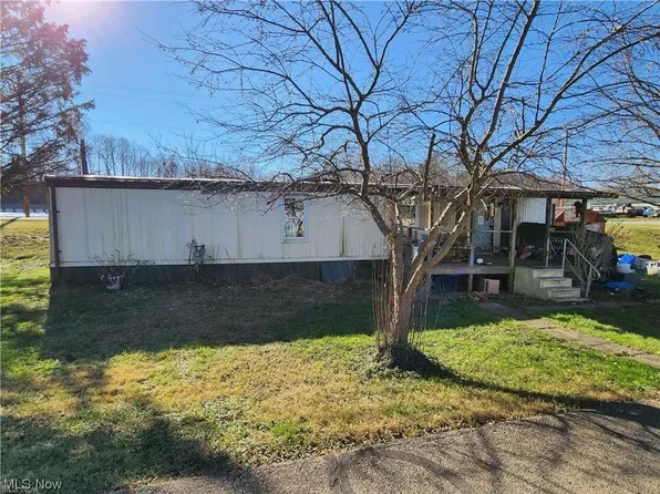 230 2nd St, Warsaw, OH 43844