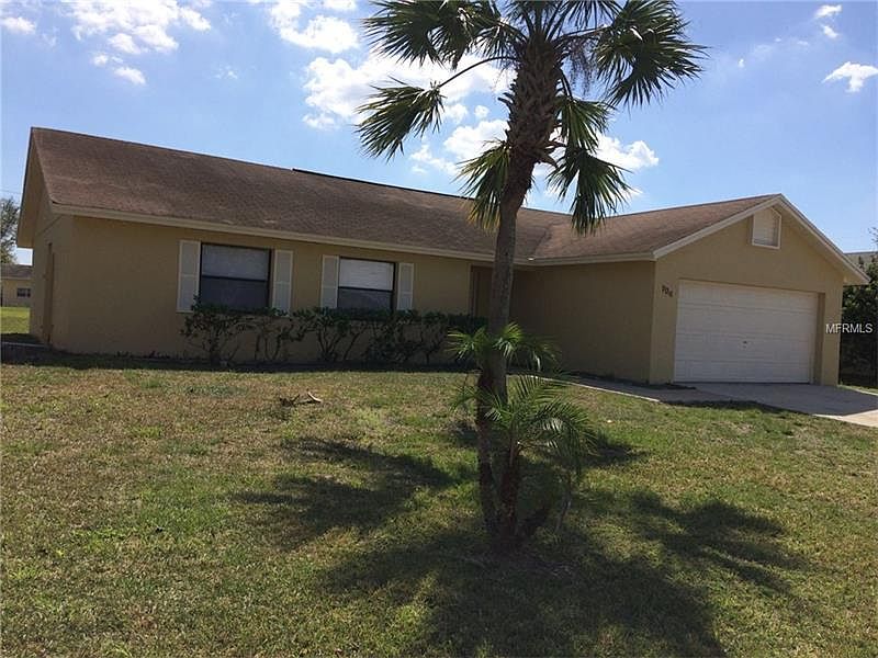 1st image of 704 Yucatan Ct
